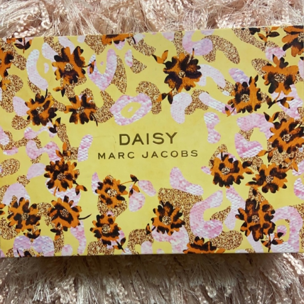 Daisy Marc Jacobs